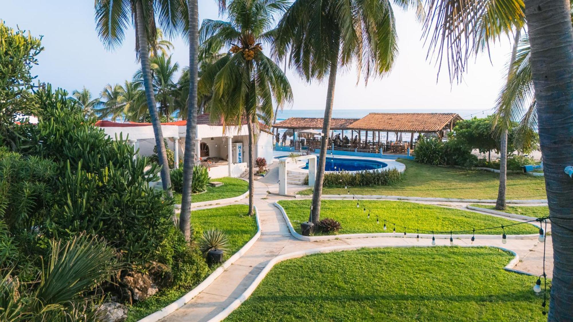 Hotel Tres Santos Troncones Zewnętrze zdjęcie